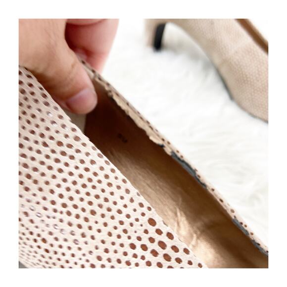 2/$30 VANELi Vintage Dayle 9 Taupe Womens Classic Embossed Leather Heeled Pump - Picture 12 of 16